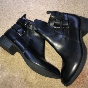 New combat boots with heal